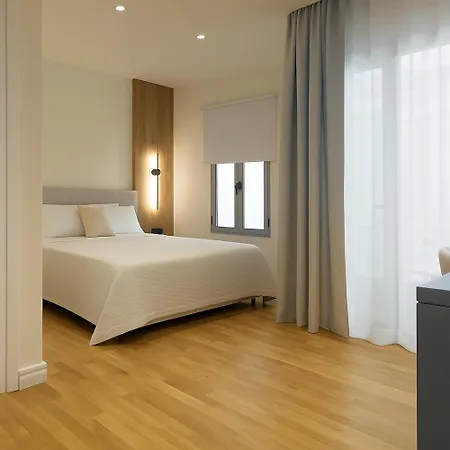 Elite Hotel *